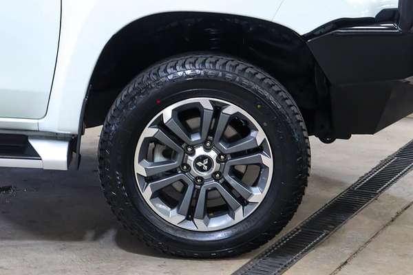 2020 Mitsubishi Triton GLS MR 4X4