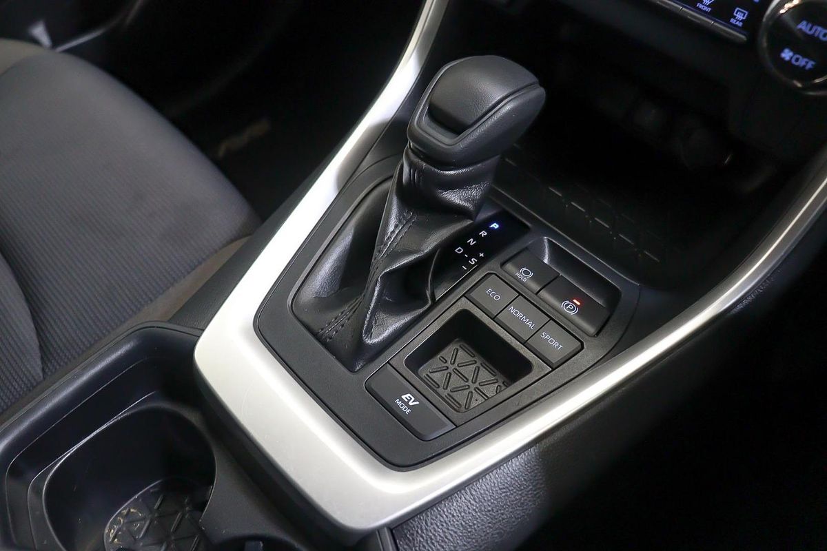 2020 Toyota RAV4 GX AXAH52R