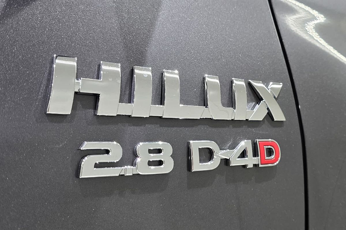 2024 Toyota Hilux Hilux 4x4 SR5 2.8L T Diesel Automatic Double Cab 48V GUN126R 4X4