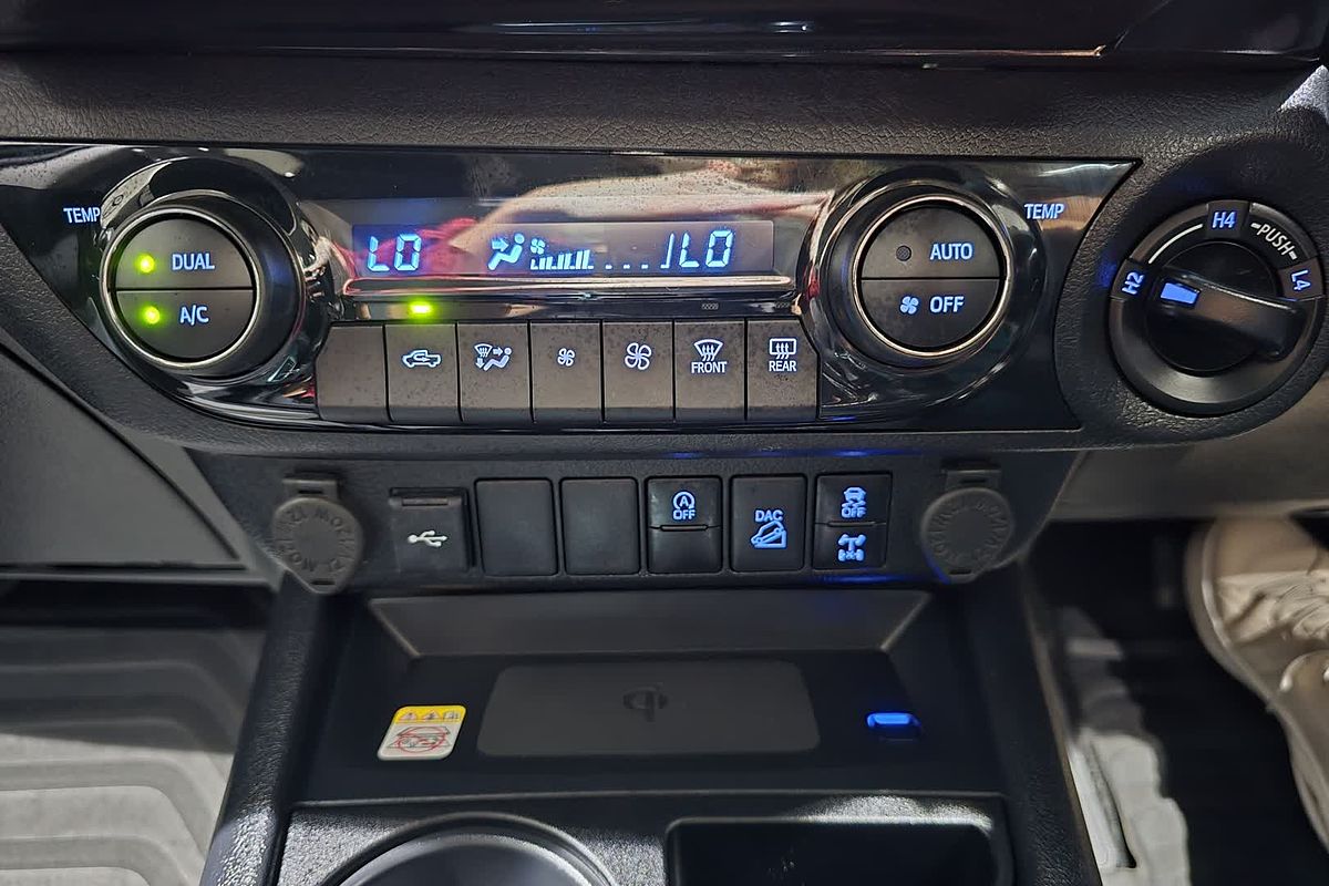 2024 Toyota Hilux Hilux 4x4 SR5 2.8L T Diesel Automatic Double Cab 48V GUN126R 4X4