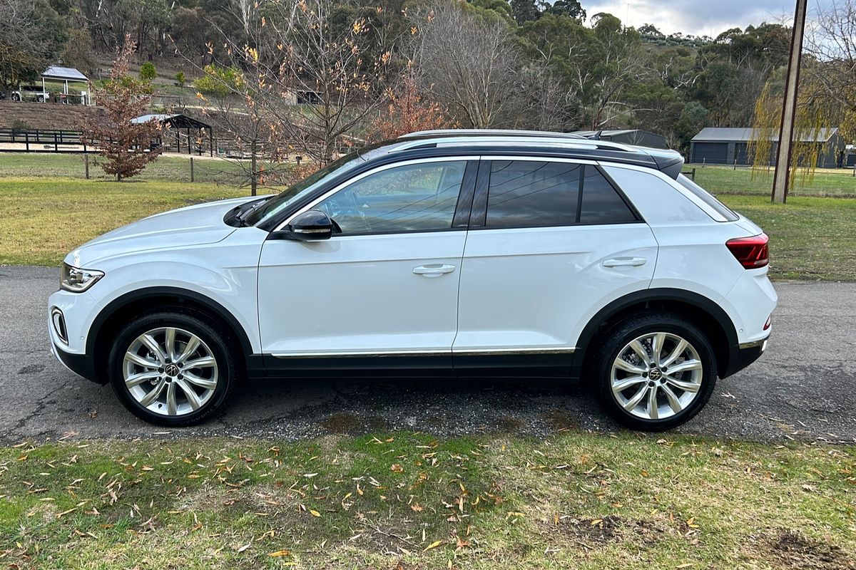 2025 Volkswagen T-Roc 110TSI Style D11