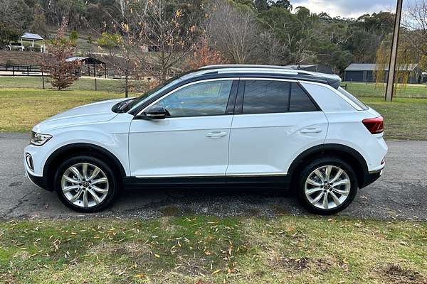 2025 Volkswagen T-Roc 110TSI Style D11