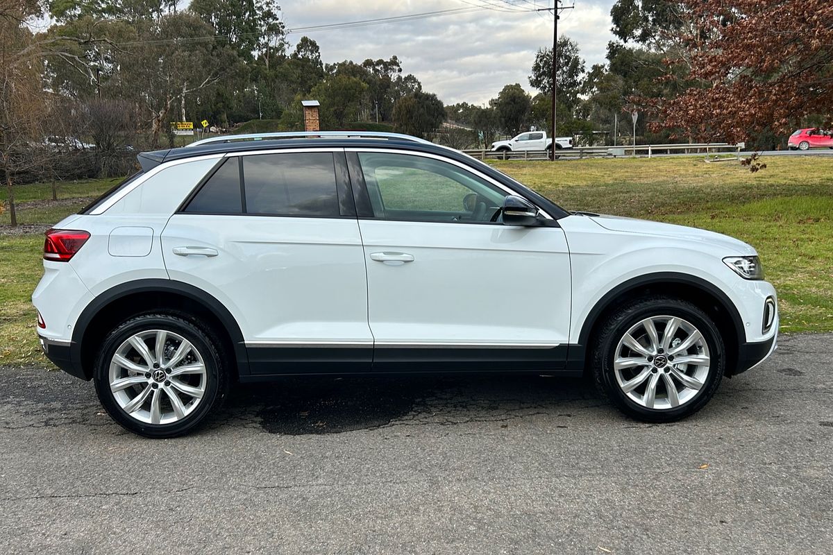 2025 Volkswagen T-Roc 110TSI Style D11