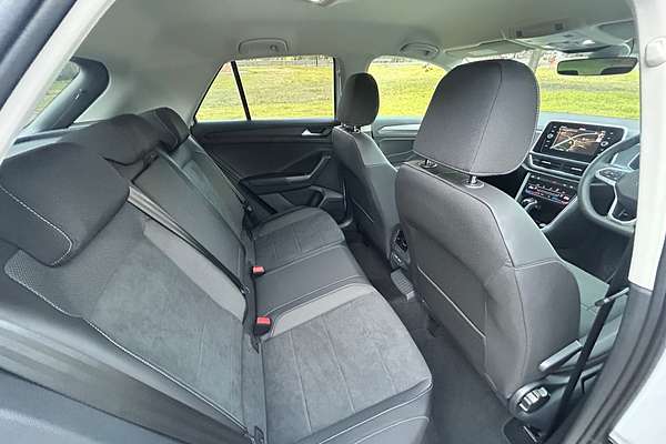 2025 Volkswagen T-Roc 110TSI Style D11