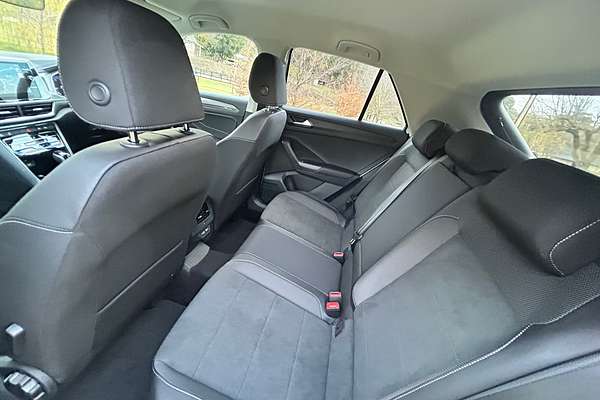 2025 Volkswagen T-Roc 110TSI Style D11