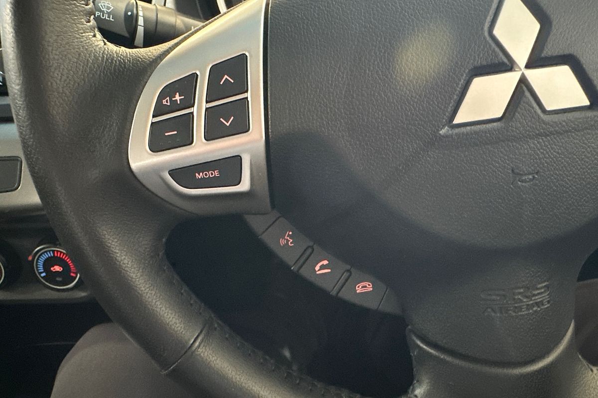 2013 Mitsubishi Lancer ES CJ