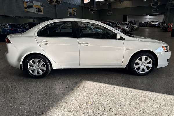 2013 Mitsubishi Lancer ES CJ