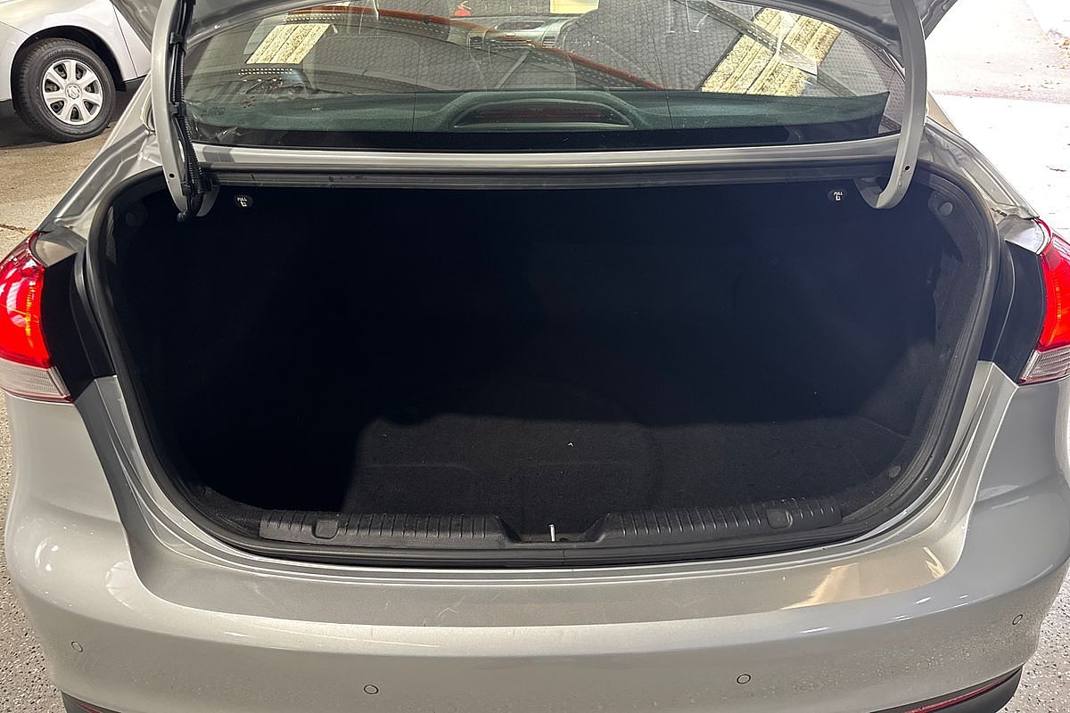 2017 Kia Cerato S YD