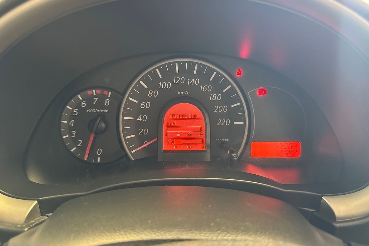 2014 Nissan Micra ST K13