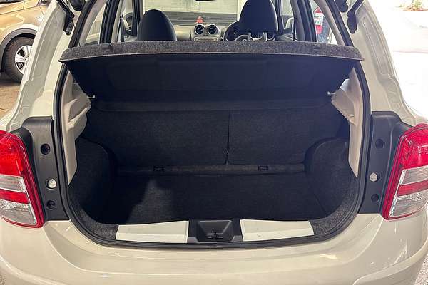 2014 Nissan Micra ST K13