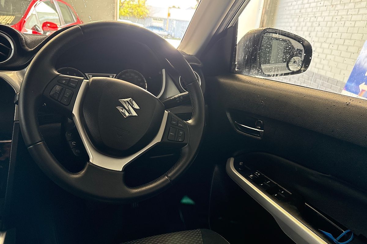 2016 Suzuki Vitara RT-S LY