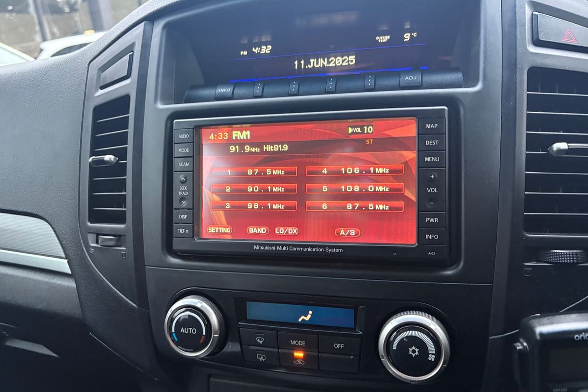 2010 Mitsubishi Pajero Activ NT