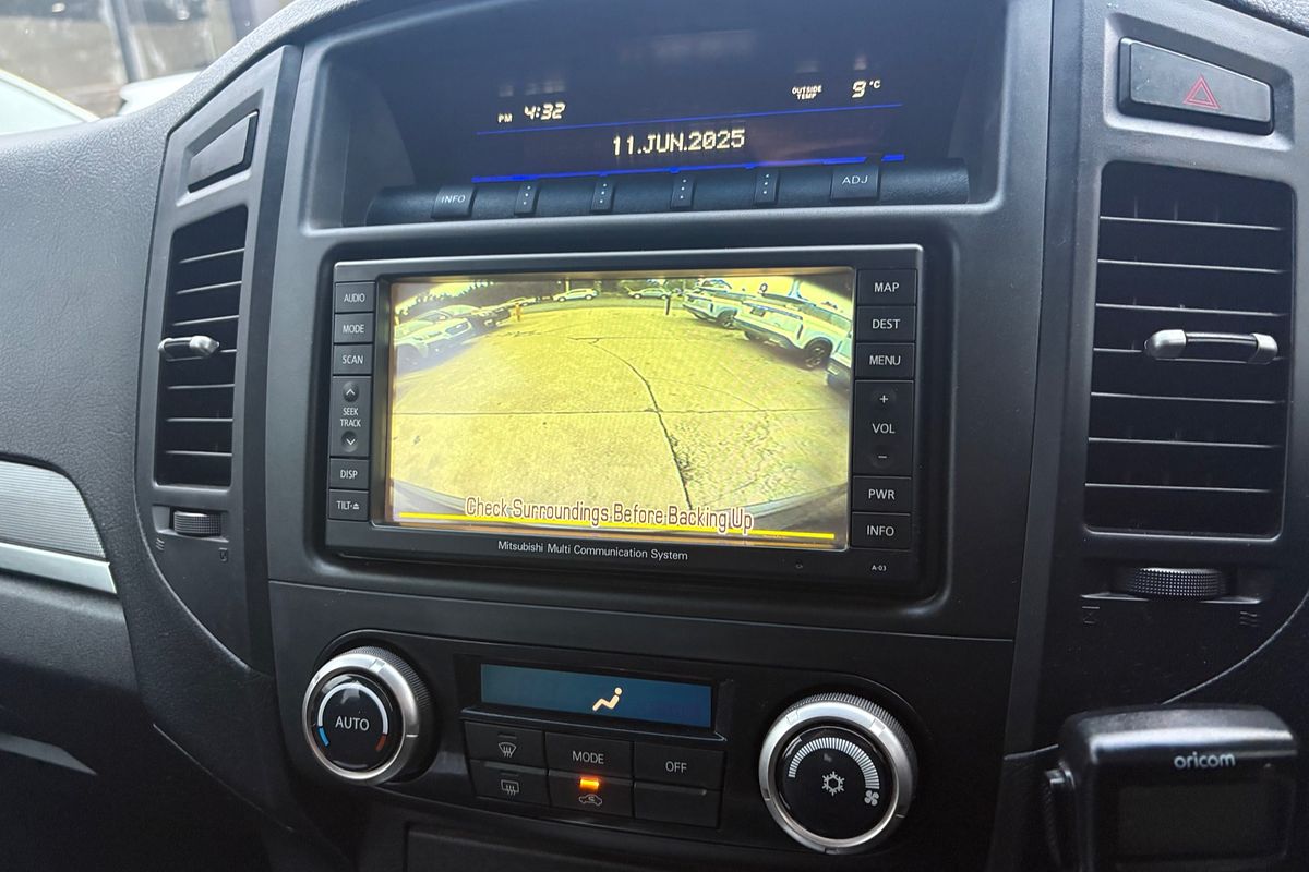 2010 Mitsubishi Pajero Activ NT