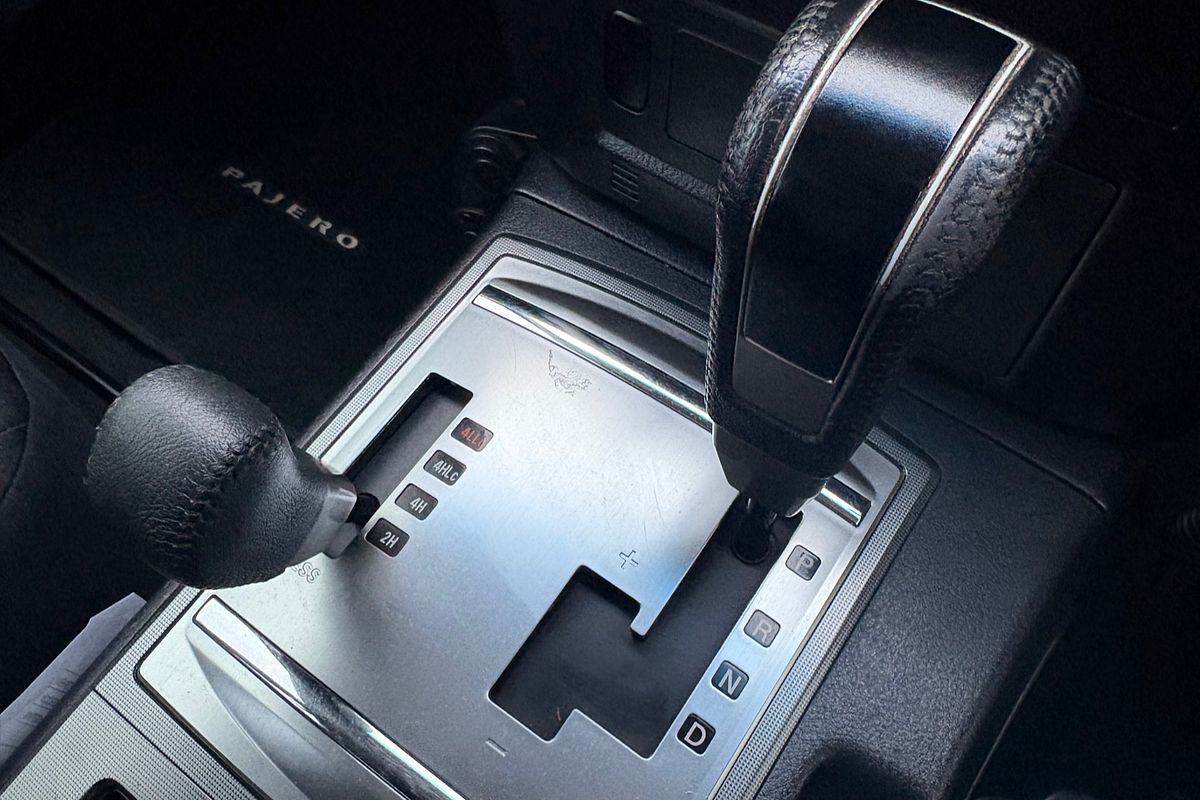 2010 Mitsubishi Pajero Activ NT