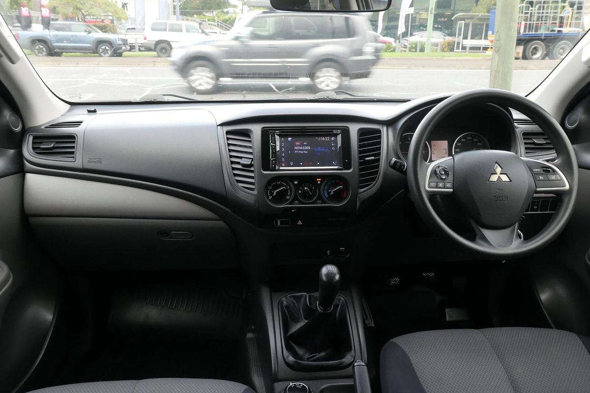 2016 Mitsubishi Triton GLX MQ 4X4