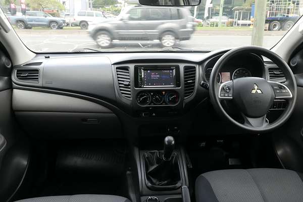 2016 Mitsubishi Triton GLX MQ 4X4