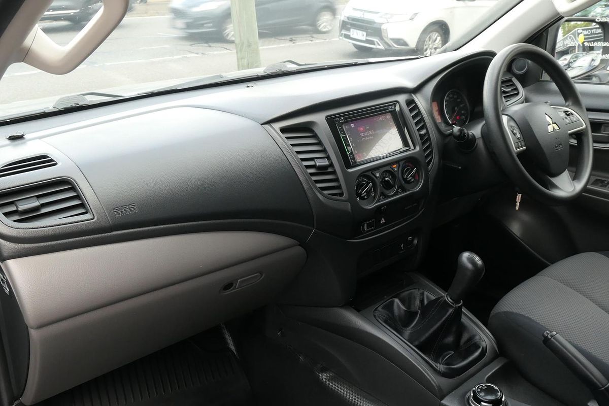 2016 Mitsubishi Triton GLX MQ 4X4
