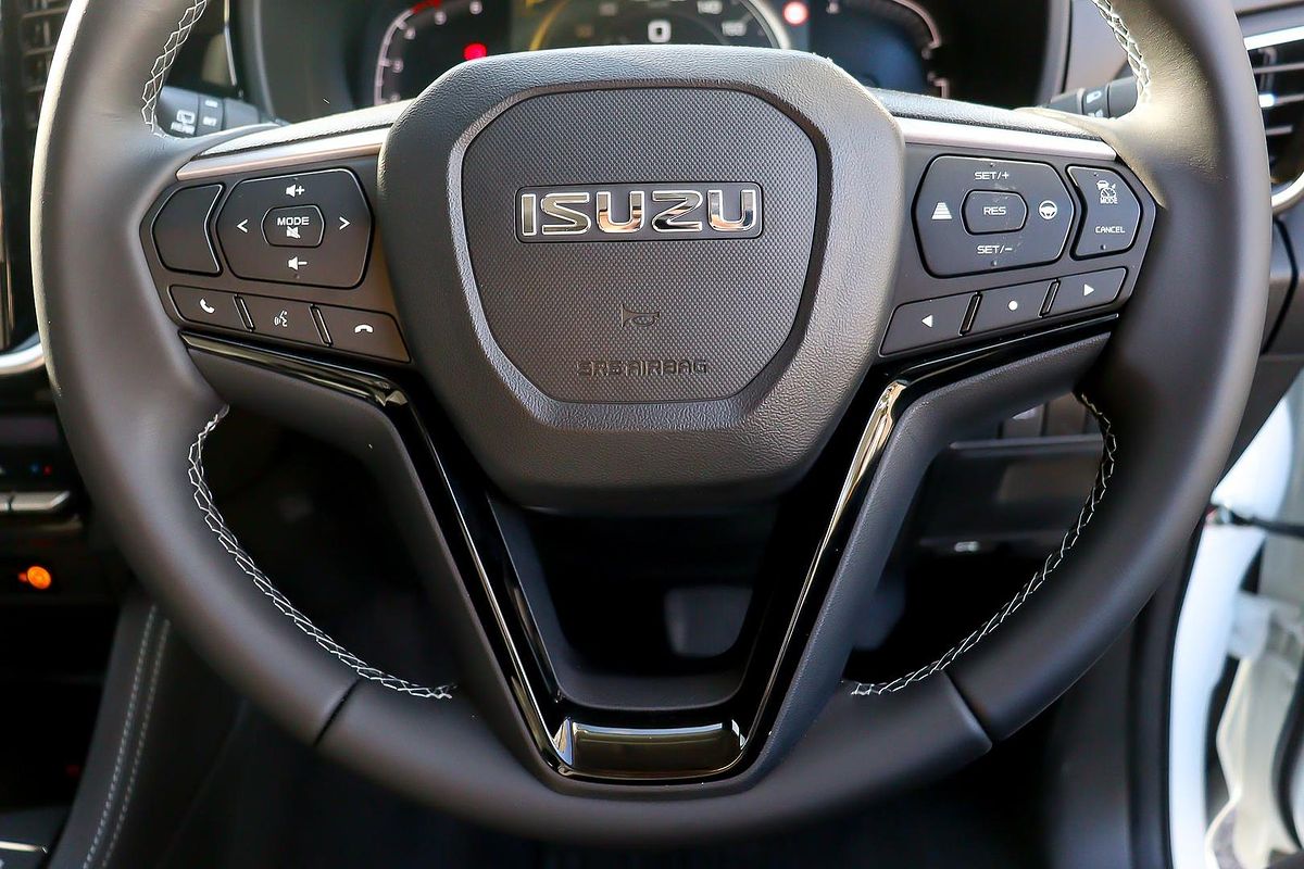 2025 Isuzu MU-X LS-U