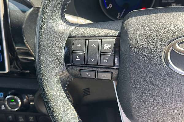 2016 Toyota Hilux SR5 GUN126R 4X4