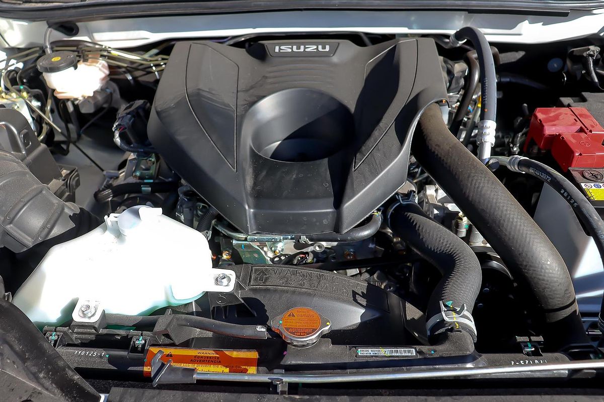 2025 Isuzu MU-X LS-U