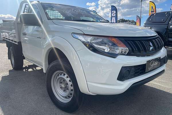 2017 Mitsubishi Triton GLX MQ 4X4