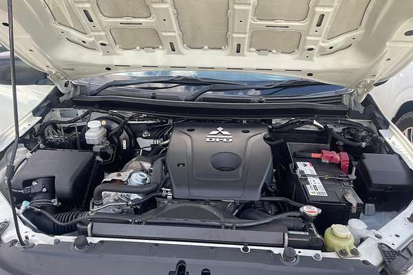 2017 Mitsubishi Triton GLX MQ 4X4