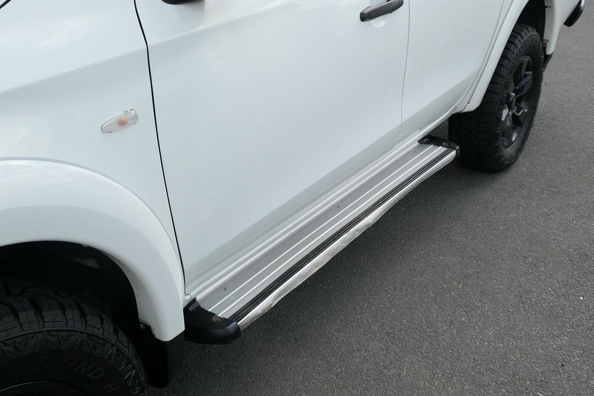 2017 Mitsubishi Triton GLX MQ 4X4
