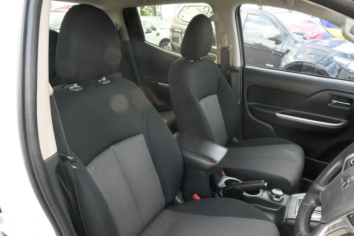 2019 Mitsubishi Triton GLS MR 4X4
