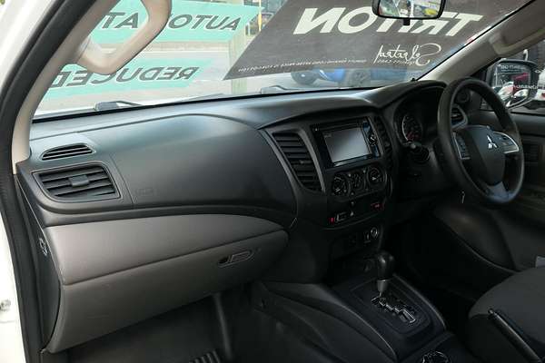 2017 Mitsubishi Triton GLX MQ 4X4