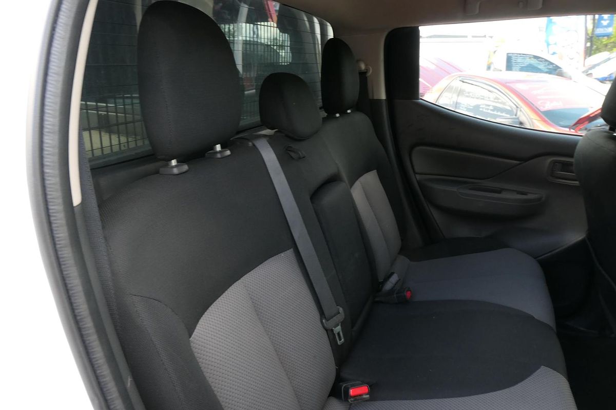 2017 Mitsubishi Triton GLX MQ 4X4