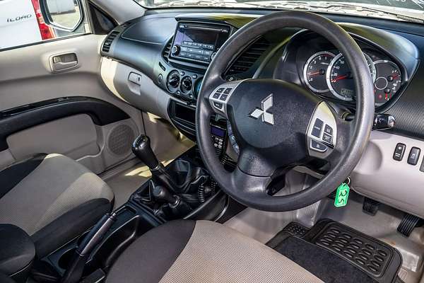 2014 Mitsubishi Triton GLX MN 4X4
