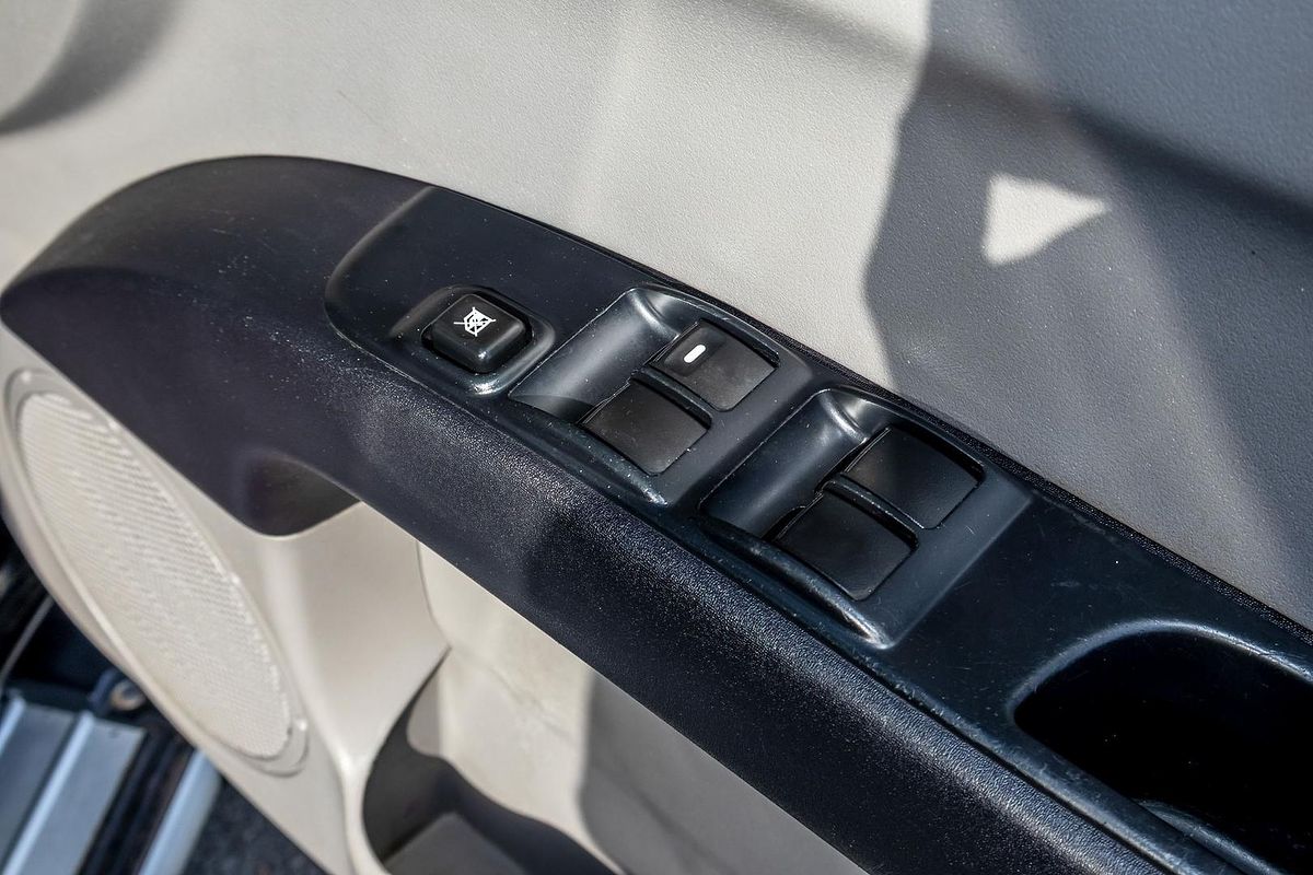 2014 Mitsubishi Triton GLX MN 4X4