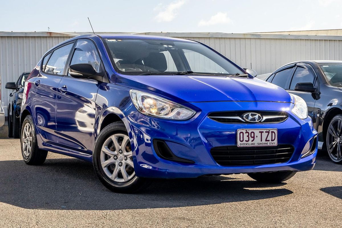 2014 Hyundai Accent Active RB2