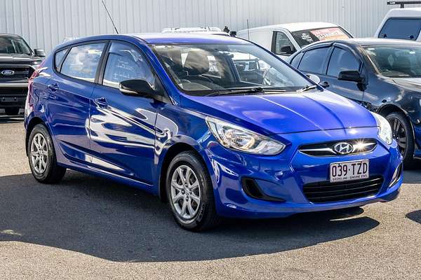 2014 Hyundai Accent Active RB2