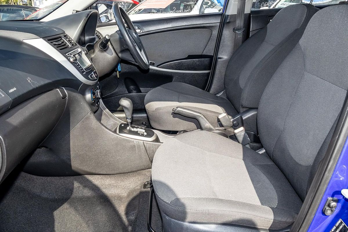 2014 Hyundai Accent Active RB2