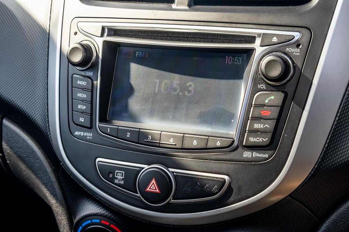 2014 Hyundai Accent Active RB2