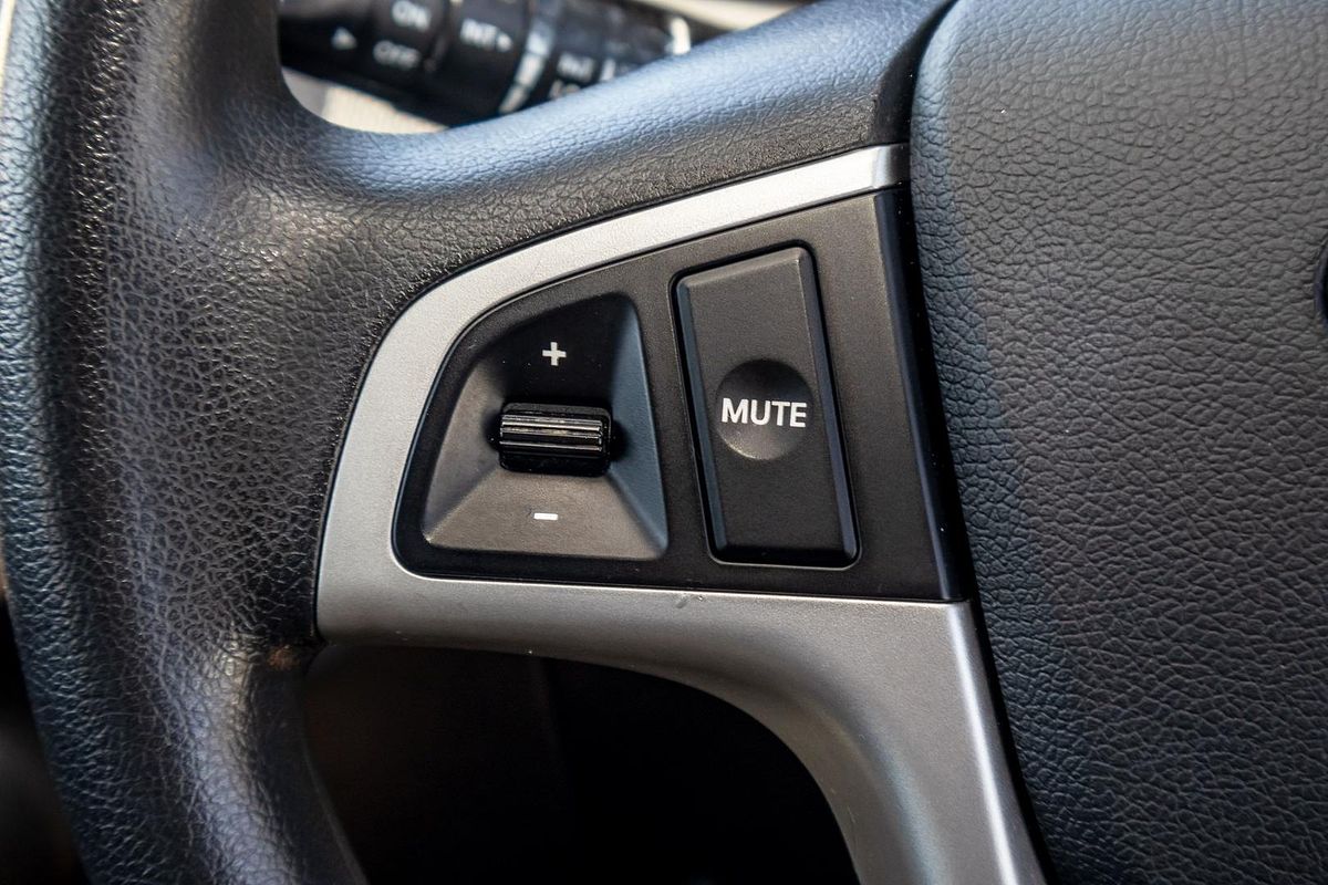 2014 Hyundai Accent Active RB2