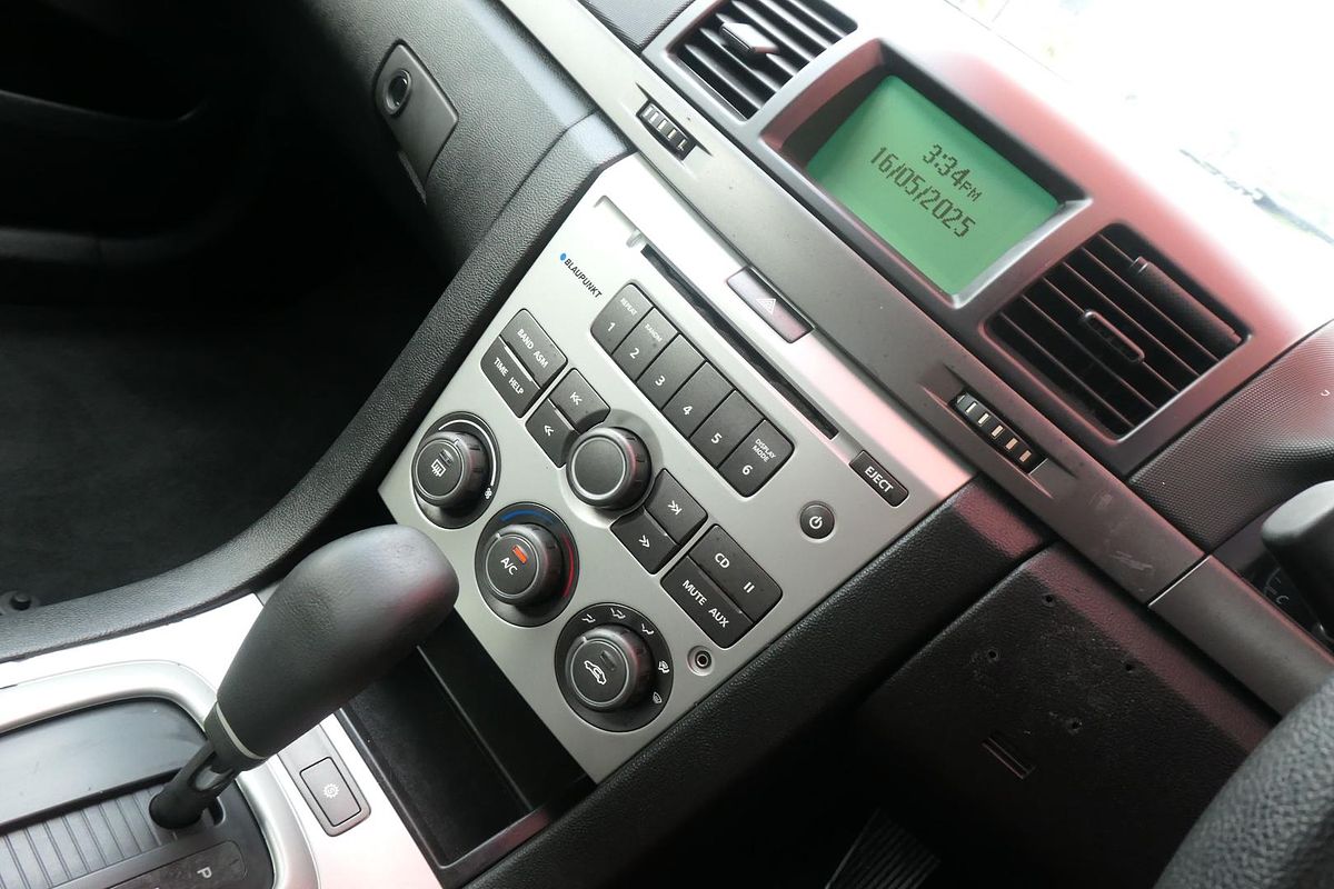 2008 Holden Commodore Omega VE
