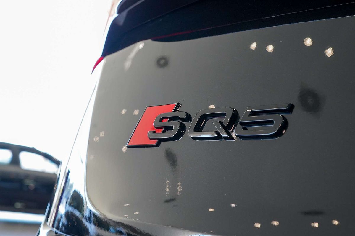2024 Audi SQ5 TDI FY