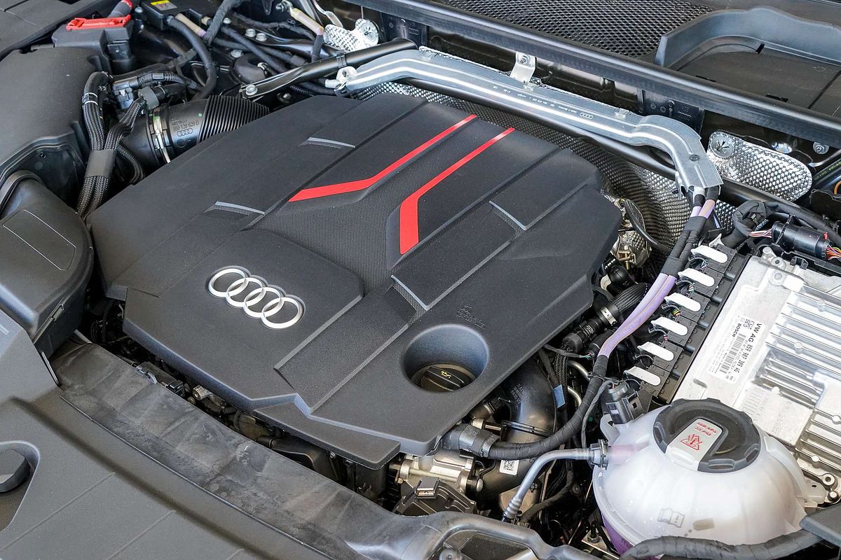 2024 Audi SQ5 TDI FY