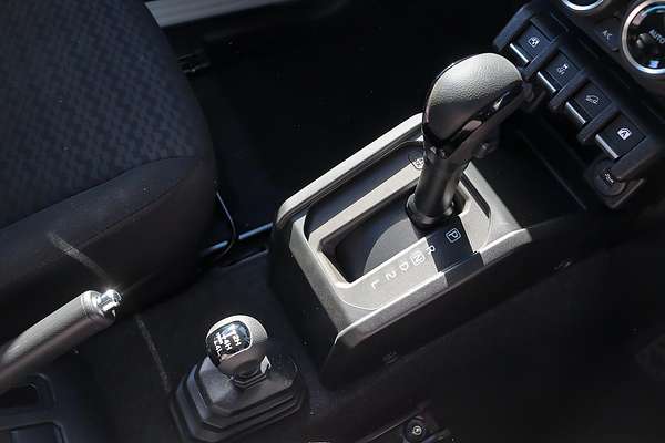 2024 Suzuki Jimny GLX GJ