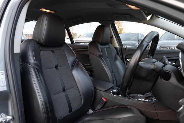 2016 Holden Commodore SV6 Black VF Series II