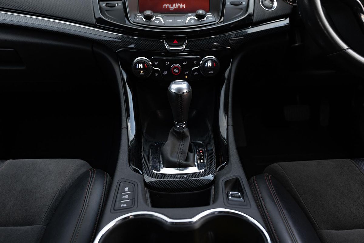2016 Holden Commodore SV6 Black VF Series II