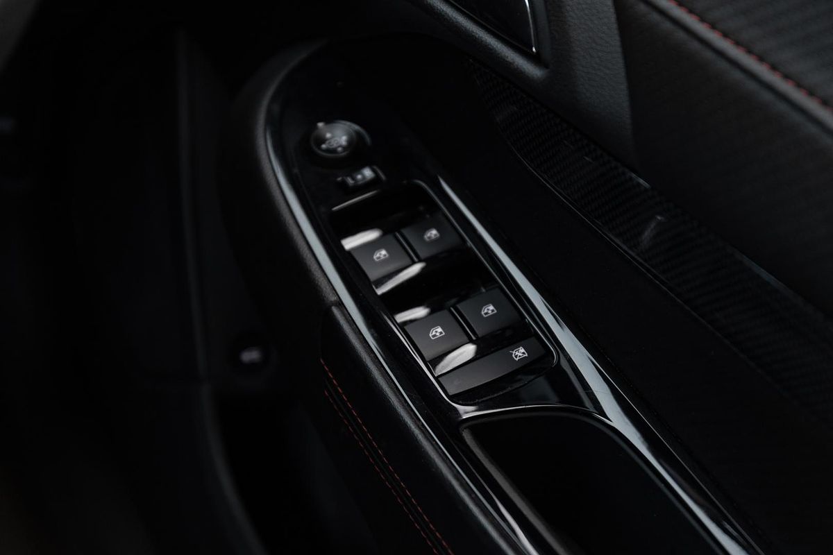 2016 Holden Commodore SV6 Black VF Series II