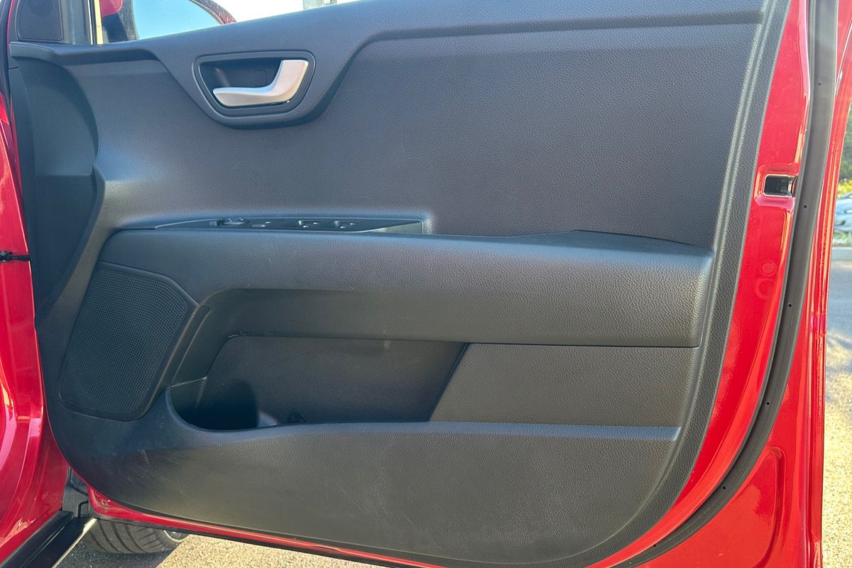 2022 Kia Stonic S YB