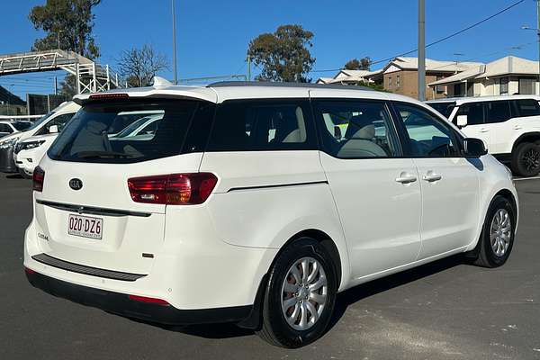 2020 Kia Carnival