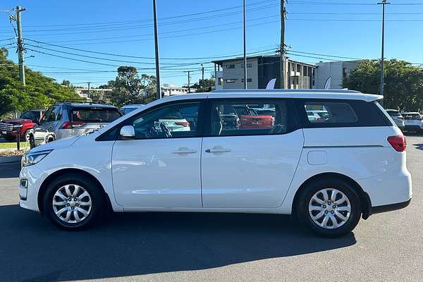 2020 Kia Carnival