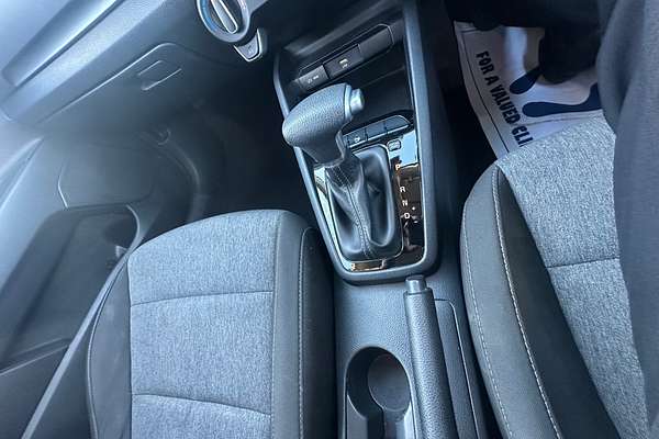 2022 Kia Stonic S YB