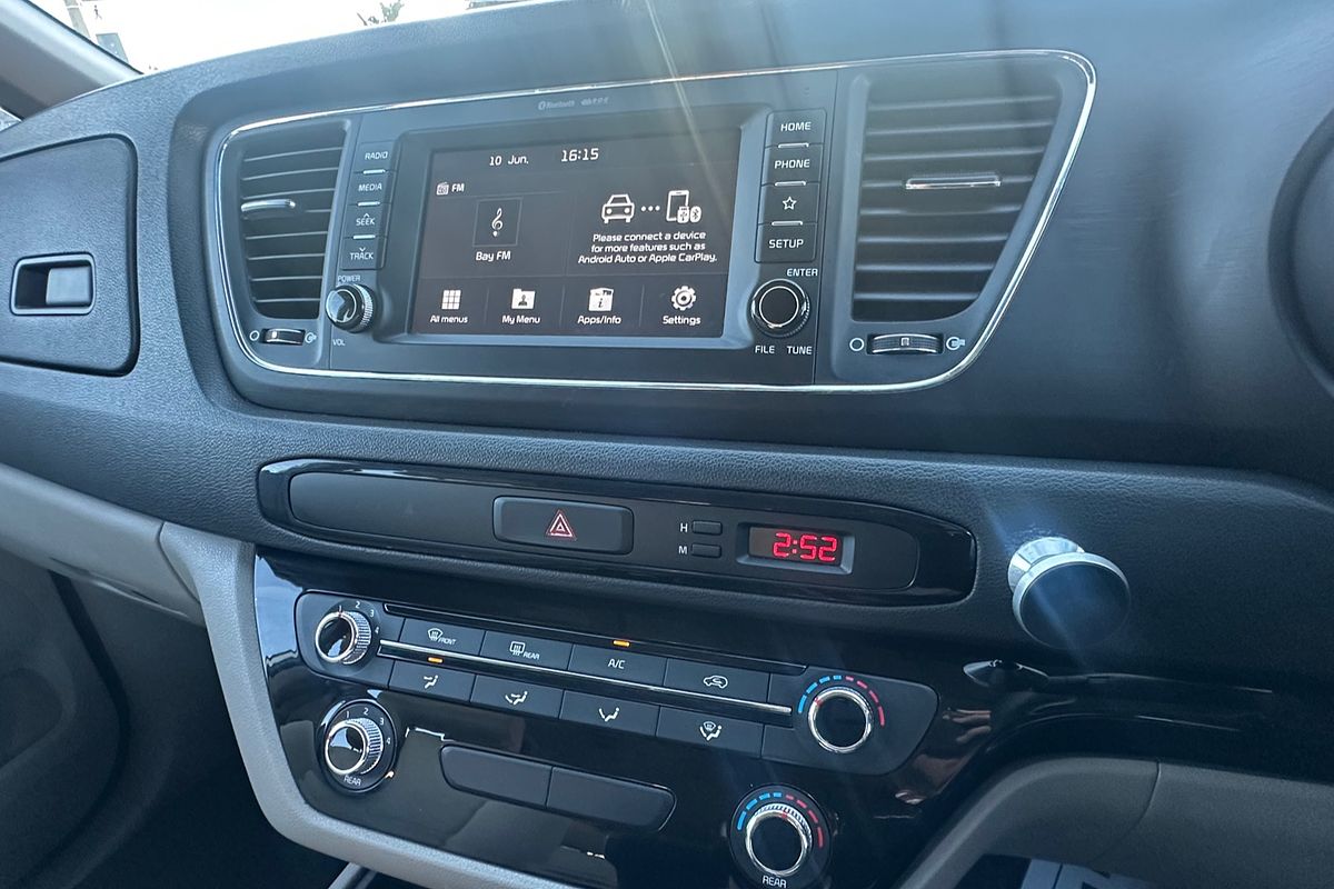 2020 Kia Carnival