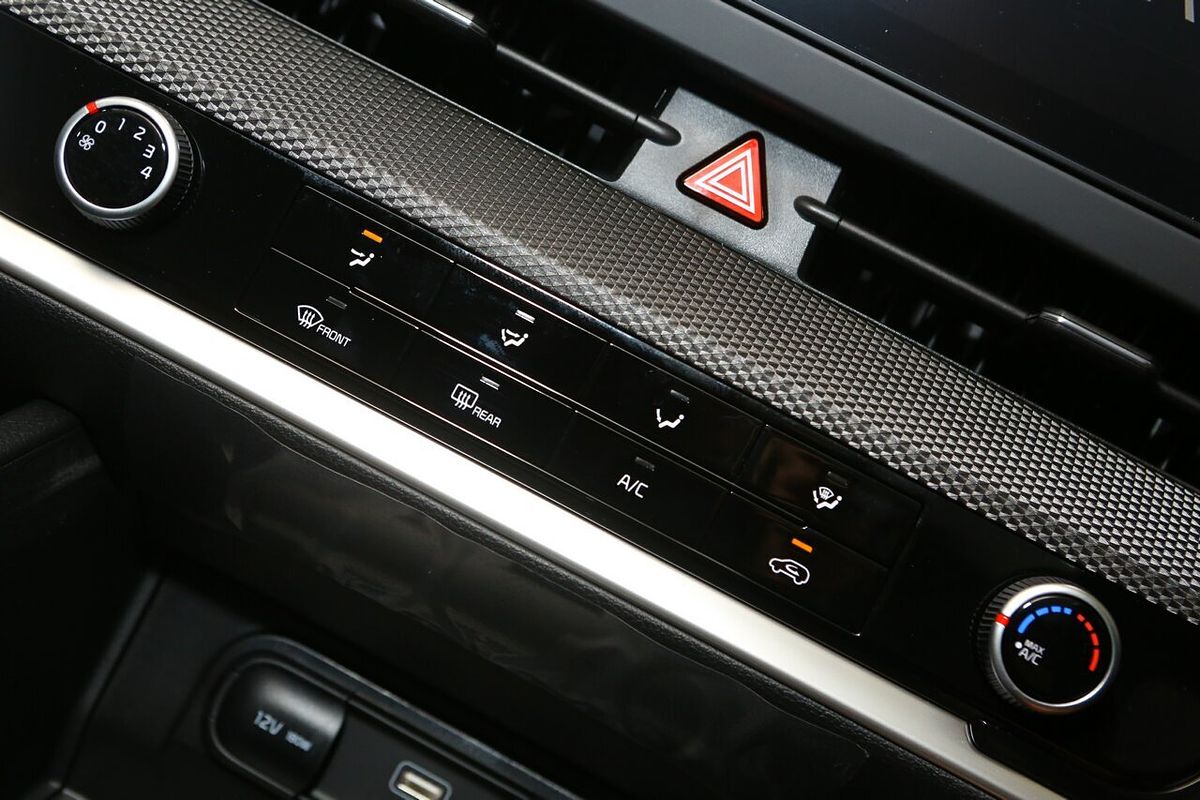2025 Kia Sportage S NQ5